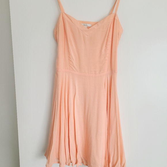 Aritzia Talula Lipinski Dress - Picture 2 of 3